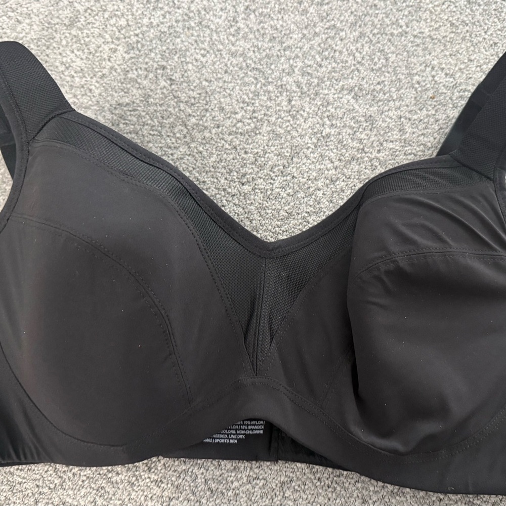 Torrid Mid Impact Underwire Sports Bra Size 40D